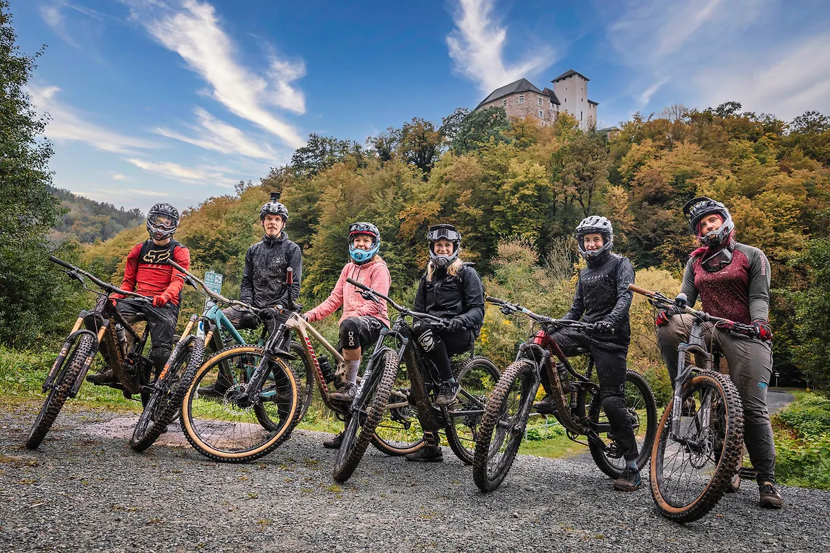 5ea3ae68-8bb5-45c4-883c-b45824de3ad4