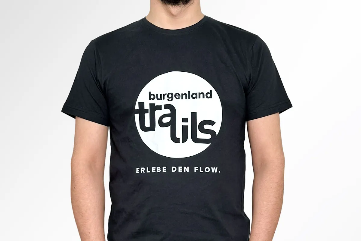 d4f8d8db-9231-49c8-81ea-9442dd485100